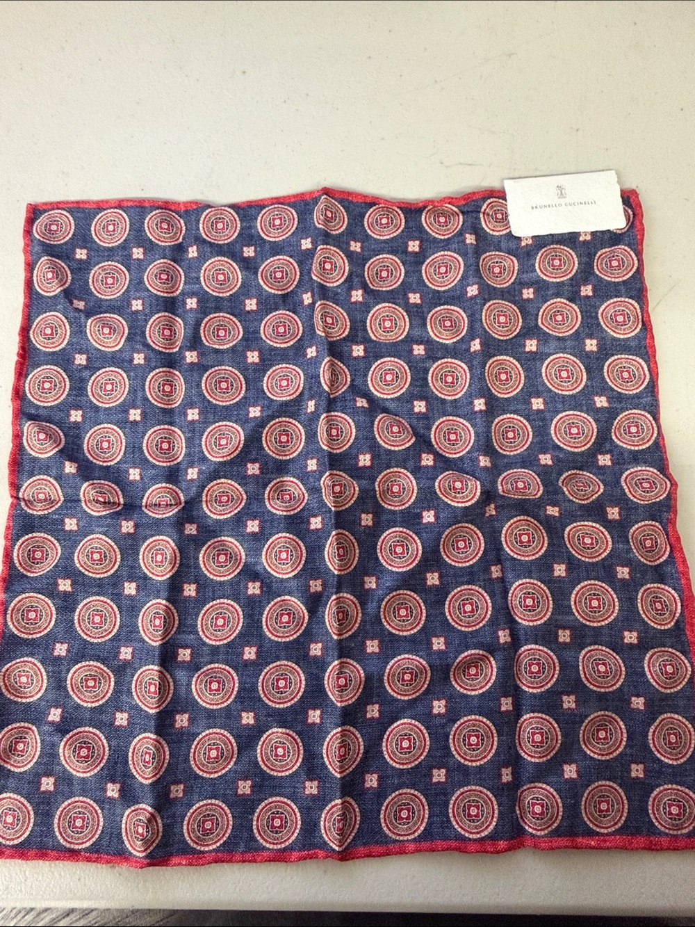 New $225 BRUNELLO CUCINELLI silk pocket square  scarf printed red
Blue reverse
